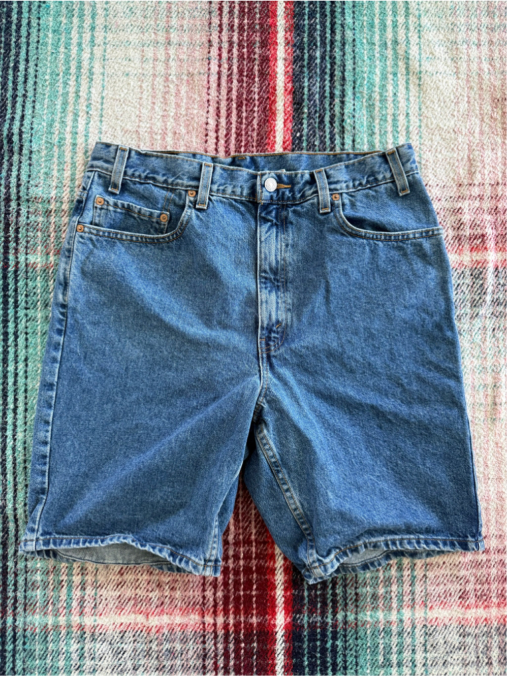Vintage Levi's 505 Regular Fit Jean Shorts 36